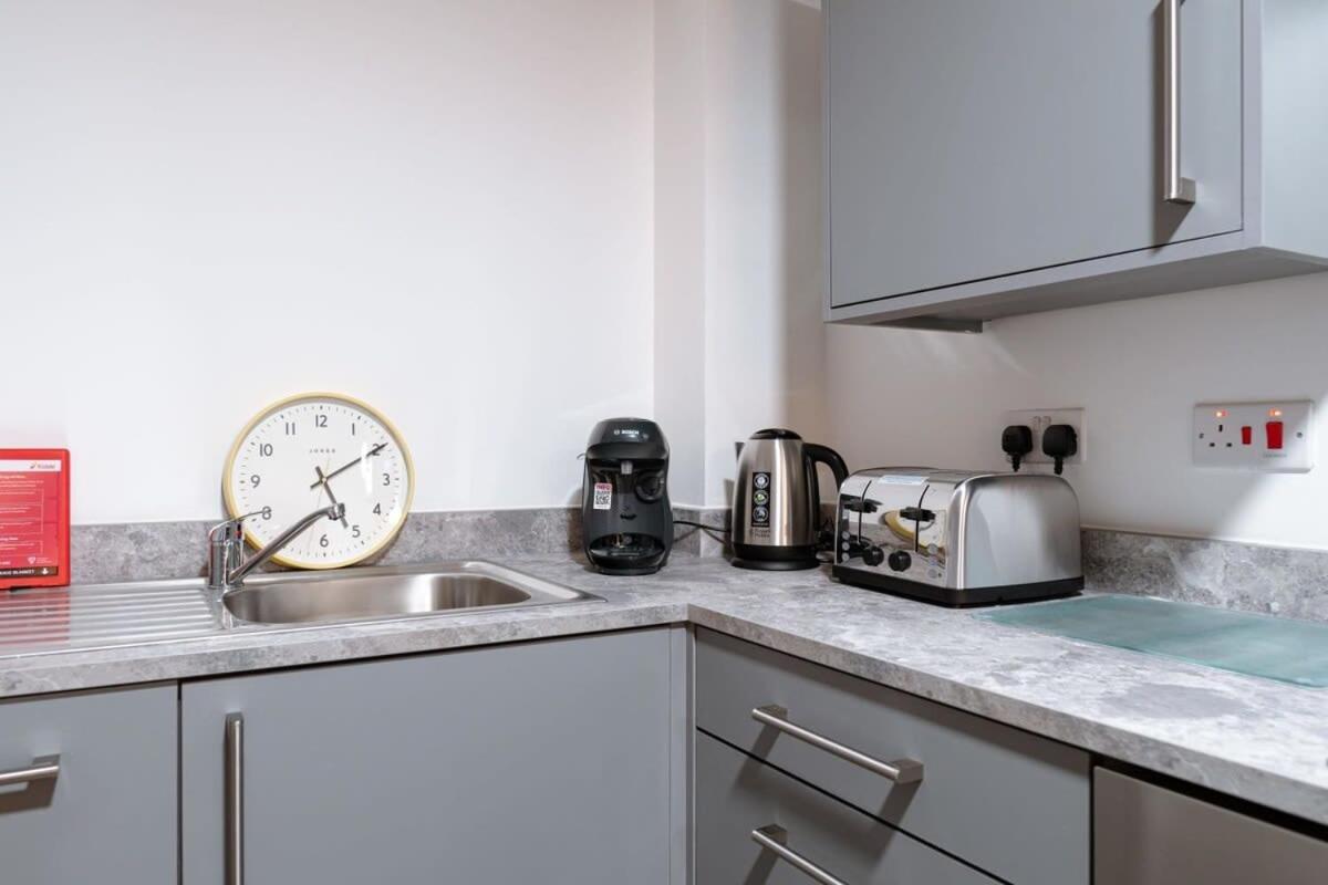 Contemporary 1 Bed Apartment In Central Liverpool Exterior foto